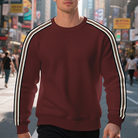 Herren Waffelstrick-Pullover mit kontrastierenden Ärmelstreifen und Rundhalsausschnitt EB