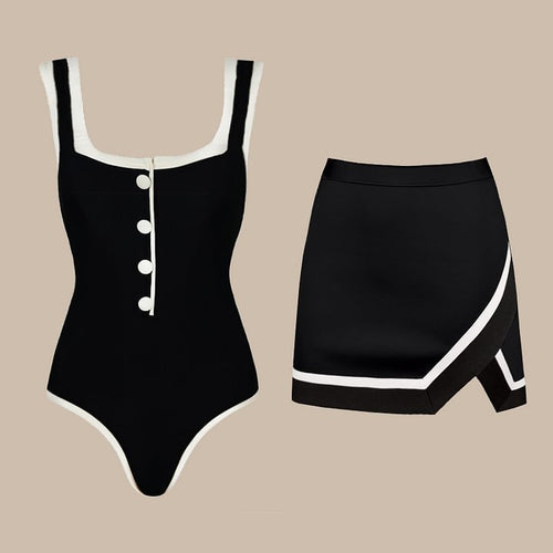 Damen einteiliger Badeanzug mit klassischen Knopfdetails EB