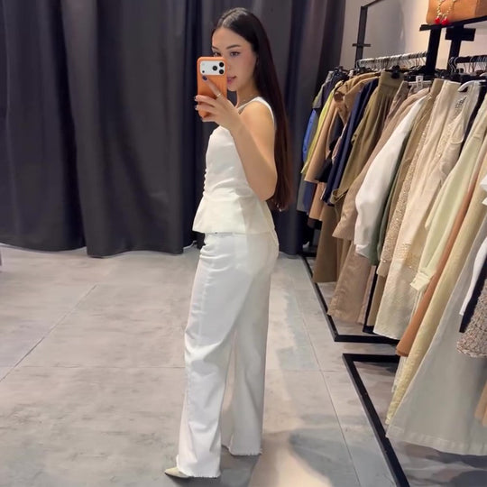 Damen Elegantes Top mit tailliertem Schnitt und dekorativen Knöpfen EB