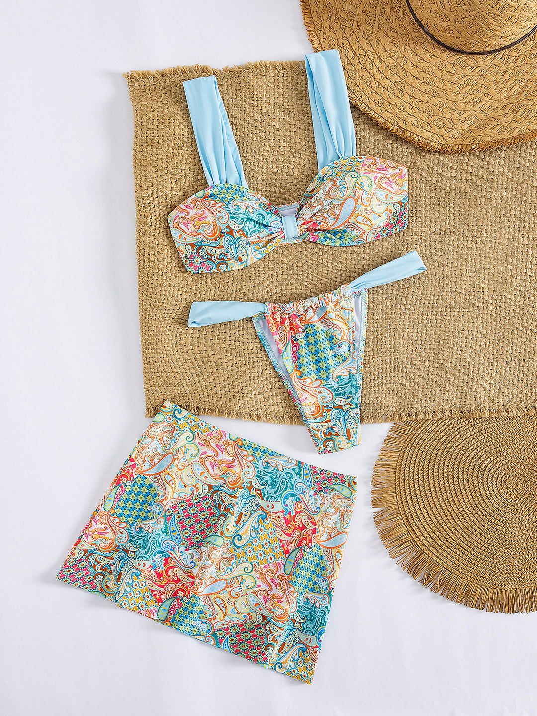Damen Bikini-Set mit trendiger Raffungen und stilvollem Muster EB