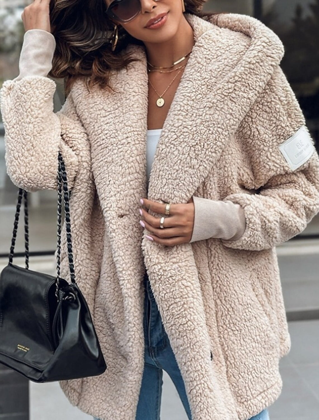 Damen Flauschige Teddyjacke mit oversized Kragen und praktischen Taschen EB