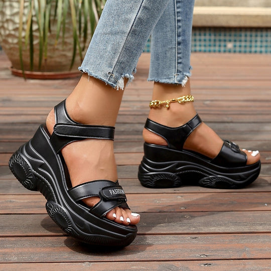 Damen Sportliche Sandalen mit dicker Sohle und modischem Riemen EB