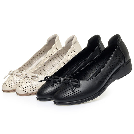 Damen Ballerinas mit perforierter Oberfläche und komfortablem Blockabsatz EB