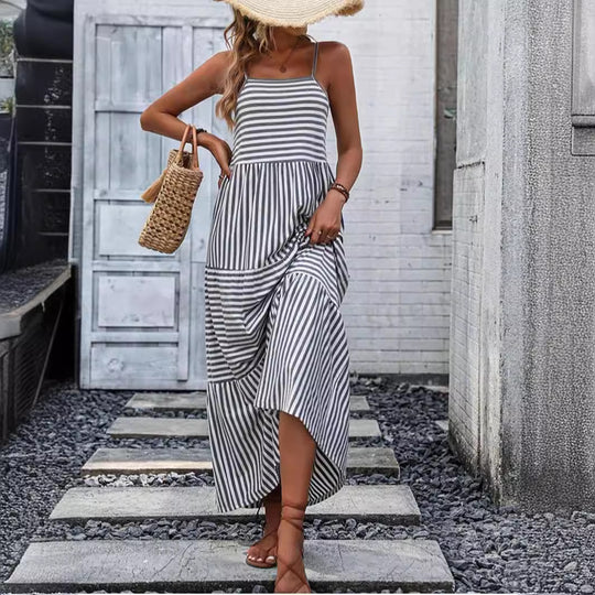 Damen Maxikleid mit schmalen Trägern und gestreiftem Design EB