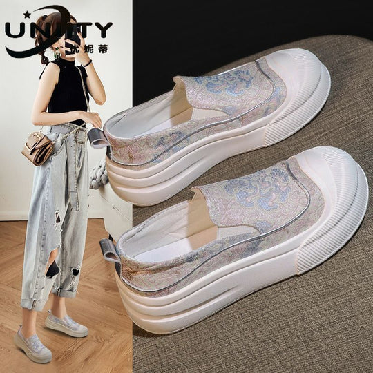 Damen Slip-On Sneakers mit elastischem Obermaterial und dämpfender Sohle EB