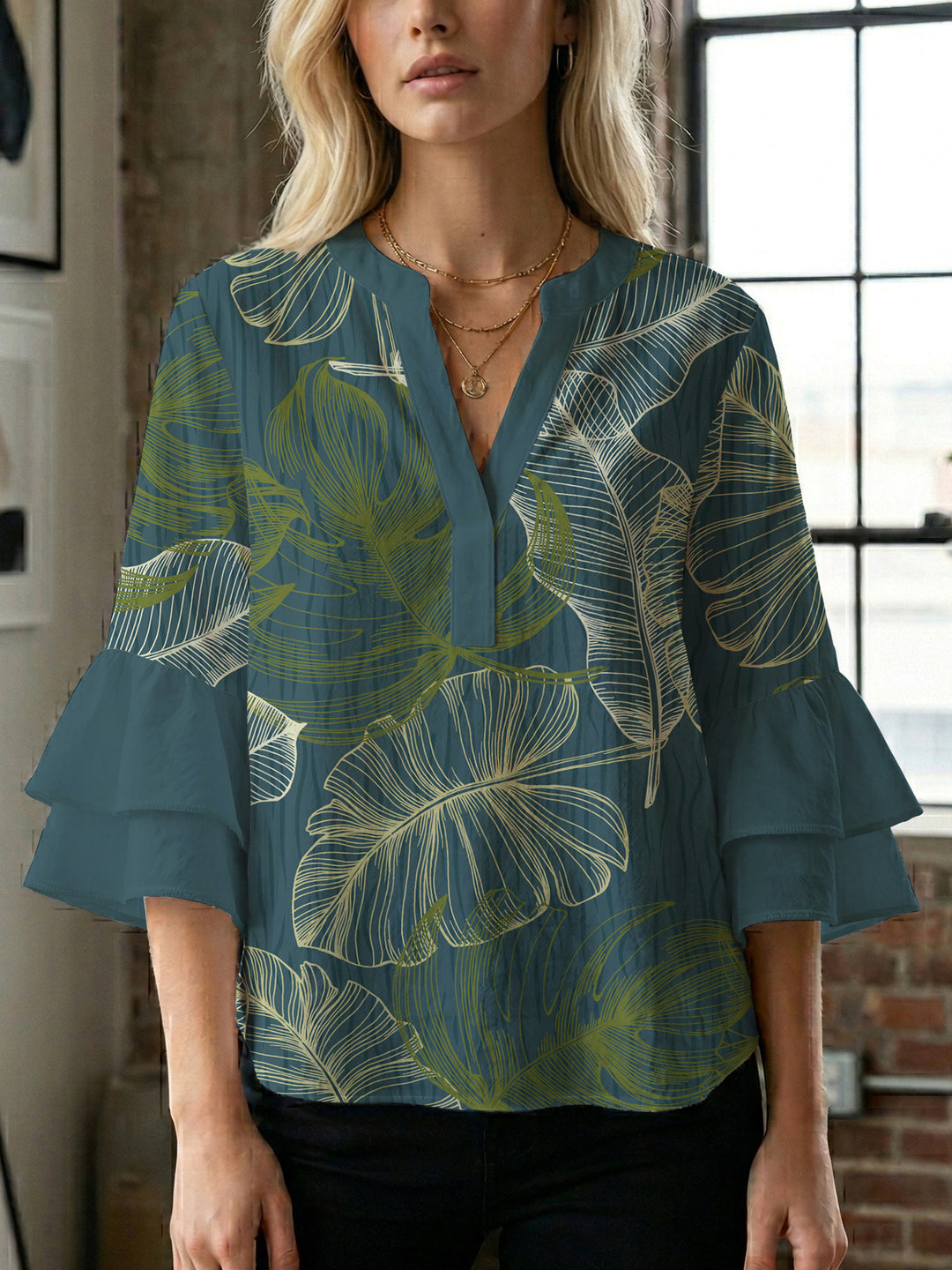 Damen Bluse mit voluminösen Rüschenärmeln und floralem Druck EB