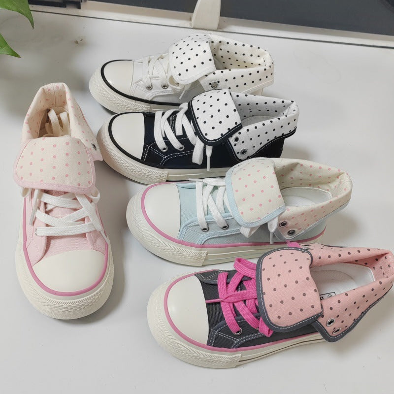 Damen Verspielte Sneakers mit abklappbarem Kragen und punktiertem Innenfutter EB