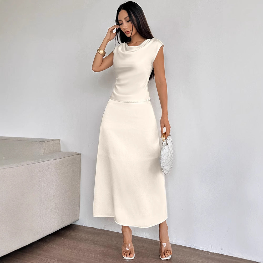 Damen elegantes Abendkleid mit fließendem Stoff und raffiniertem Halsausschnitt EB