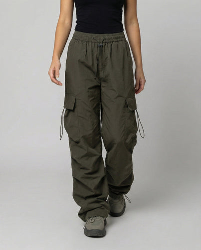 Utilitaristische Cargohose mit hoher Taille großen Klapptaschen und verstellbarem Saum EB