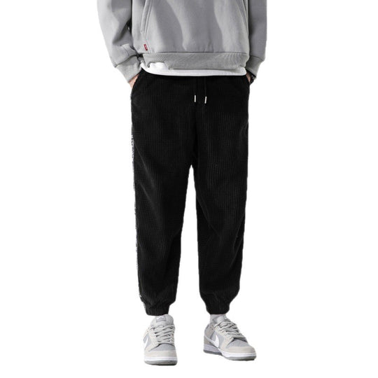 Herren nan Cord-Jogger mit Bandana-Seiteneinsatz, elastischem Bund, schmal zulaufender Knöcheln und geripptem Strukturstoff EB