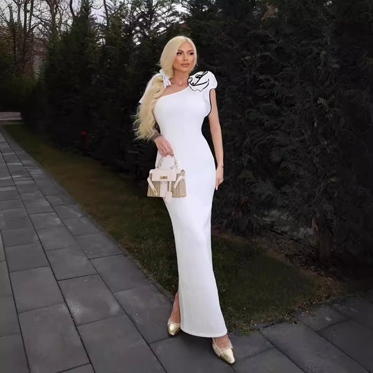 Damen Elegantes Maxikleid mit asymmetrischem Design und verspieltem Rüschenakzent EB