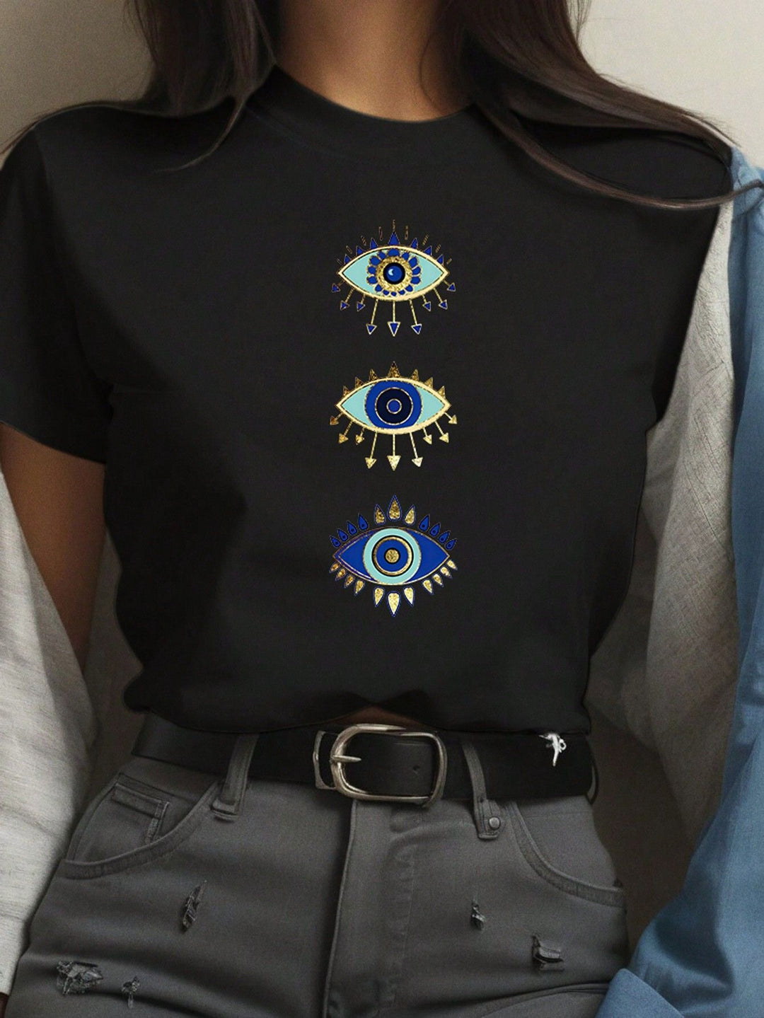 Damen T-Shirt mit kreativem Grafikdruck und luxuriösen Paillettenakzenten EB