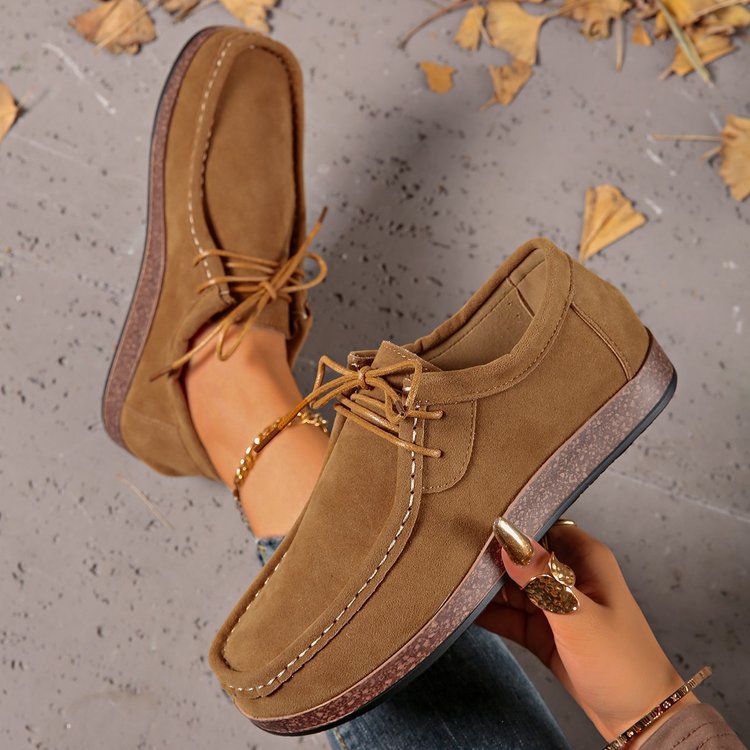 Damen Bequeme Mokassins mit traditionellem Design EB