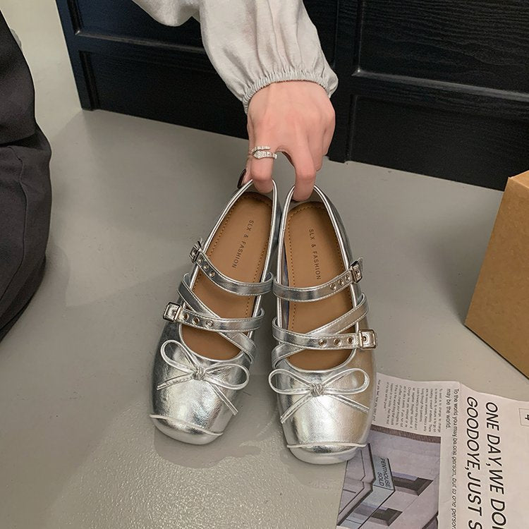 Damen Ballerina-Pumps mit dekorativen Riemchen und komfortablem Fußbett EB