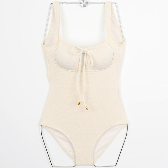 Damen Einteiler Badeanzug mit hochgeschlossenem Toper Design und modischem Schnürdetail EB