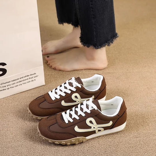 Damen Sportliche Sneakers mit modischem Design und bequemer Passform EB