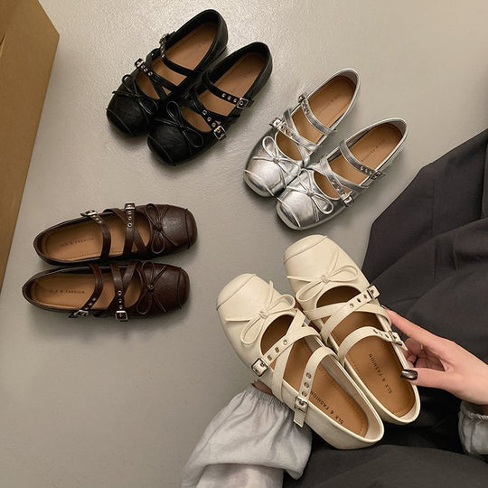Damen Ballerina-Pumps mit dekorativen Riemchen und komfortablem Fußbett EB