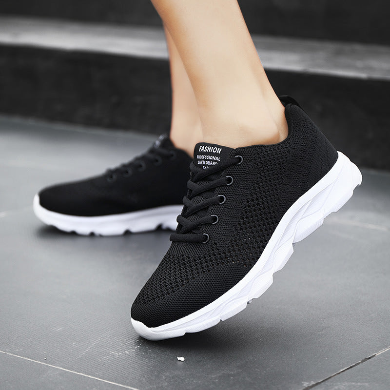 Damen Sportliche Netzsneaker mit atmungsaktivem Obermaterial und dämpfender Sohle EB