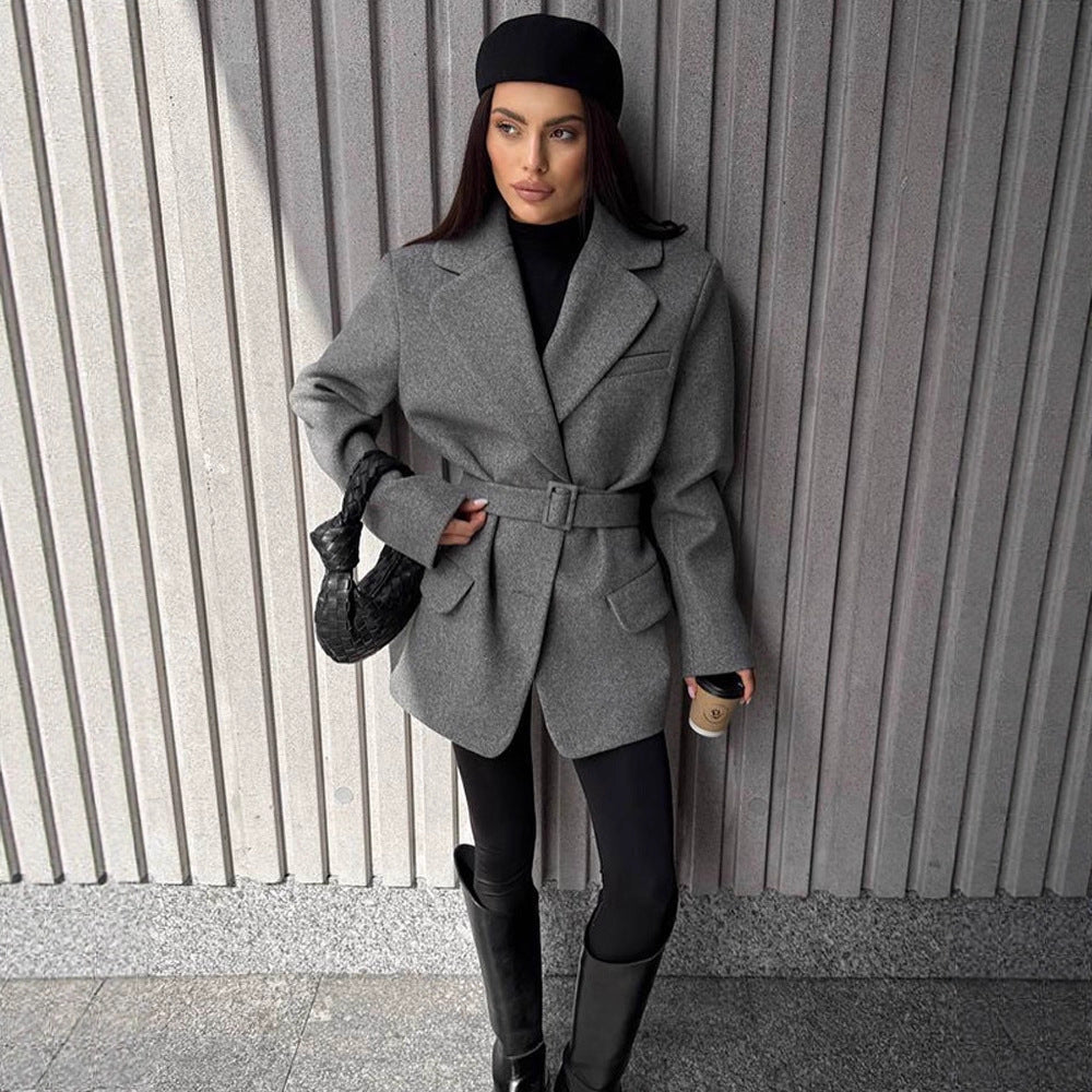 Damen taillierter Wollblazer mit Gürtel EB