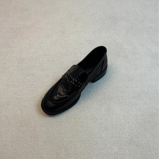 Damen Mokassins mit eleganten Nietenakzenten EB