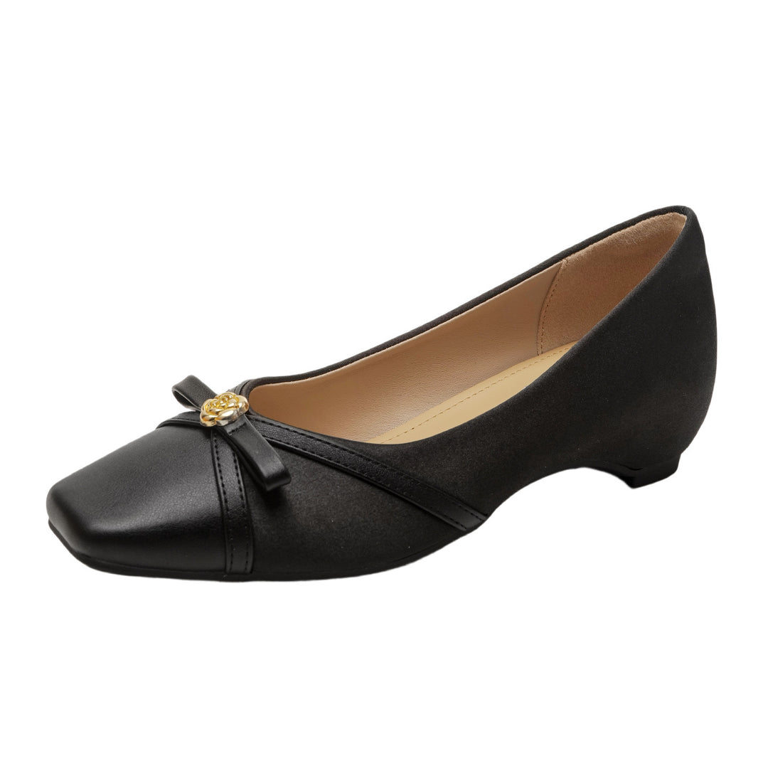 Damen Elegante Pumps mit floralem Schmuckdetail EB