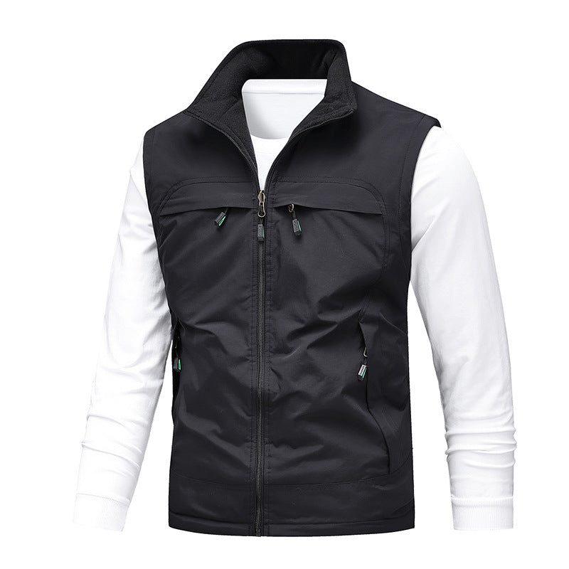 Herren Angler- und Reiseweste mit perforiertem Innenfutter, verdeckten Reißverschlusstaschen und verstellbarem Saum EB