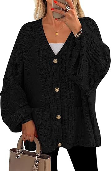 Damen Oversized Strickjacke mit Knöpfen und großen Taschen EB