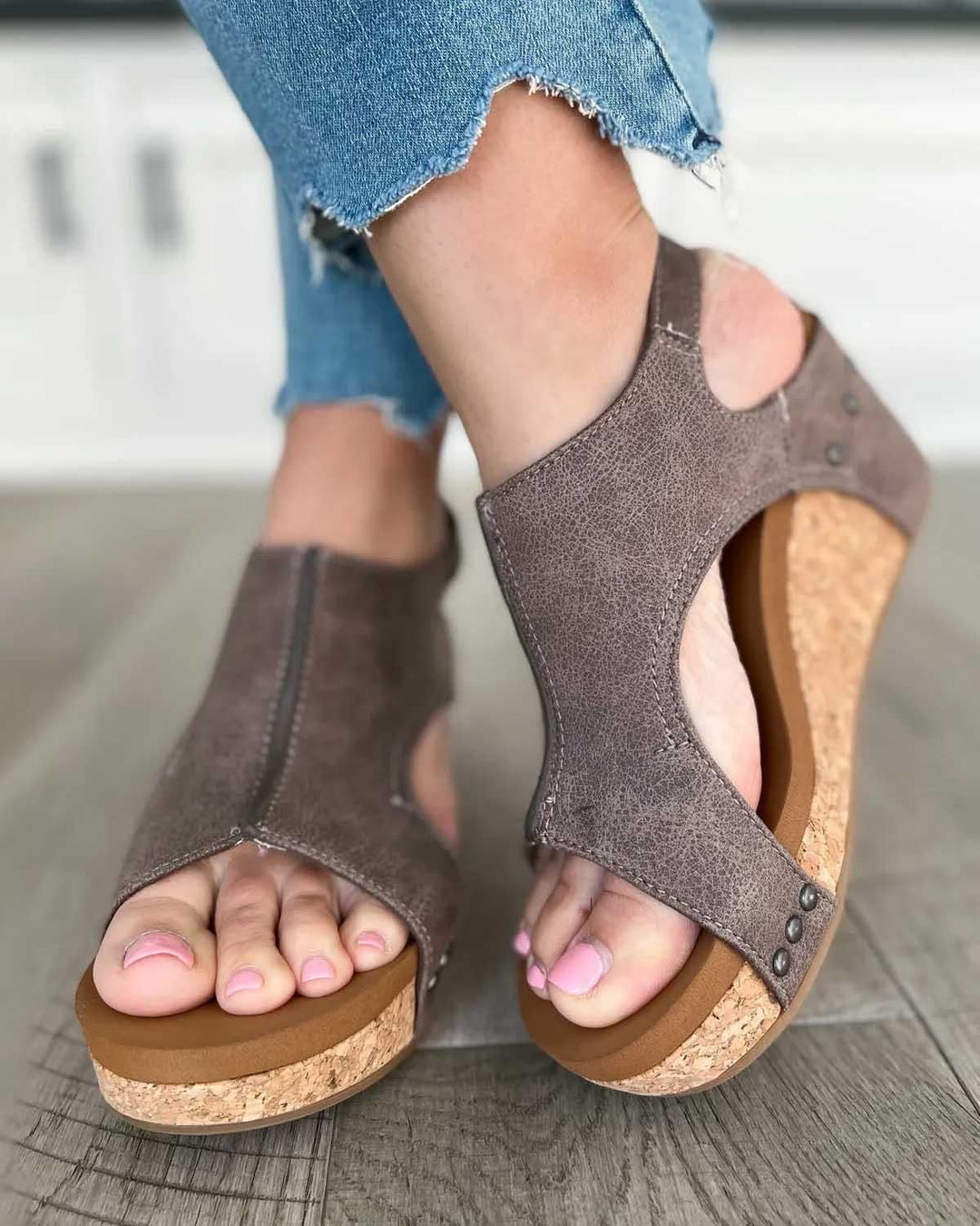 Damen Wedge-Sandalen mit elastischem Riemen und anatomischer Fußbettgestaltung EB