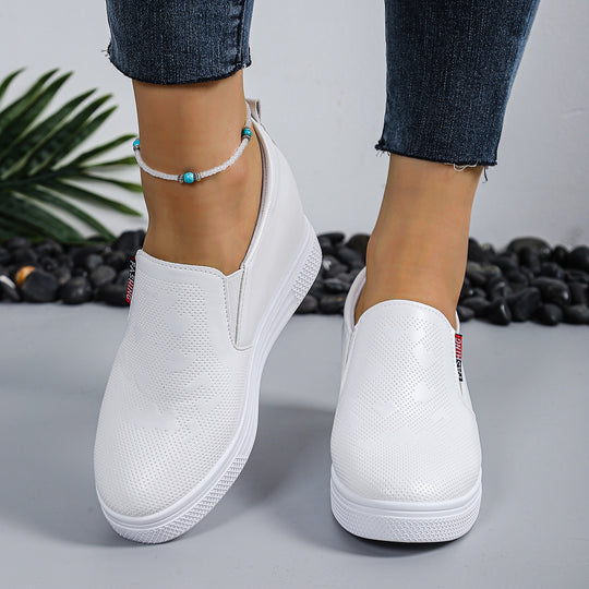 Damen Slip-On Sneakers mit atmungsaktiver Oberflächenstruktur und rutschfester Sohle EB