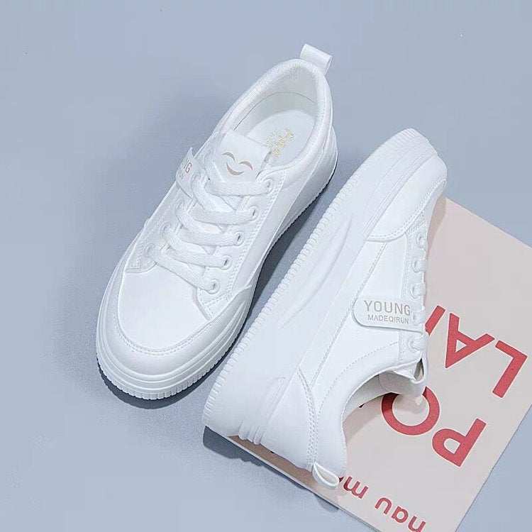 Damen Sneakers mit komfortabler Plateau-Sohle und atmungsaktivem Innenfutter EB