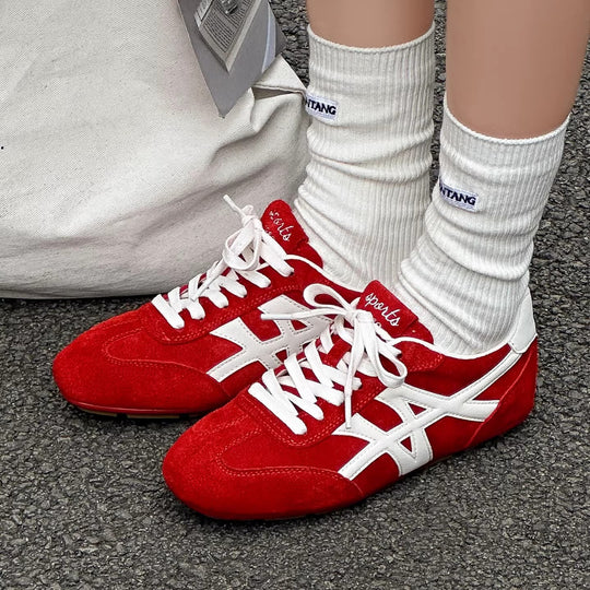 Damen Sportliche Sneakers aus hochwertigem Wildleder mit klassischem Design und rutschfester Sohle EB