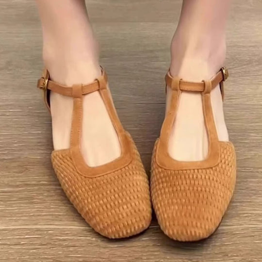 Damen Halbschuhe mit eleganter T-Strap und geflochtenem Design EB