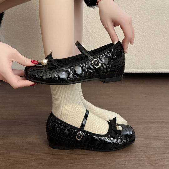 Damen Ballerinas mit eleganter Schnallenverzierung und hochwertiger Ledernarbung EB