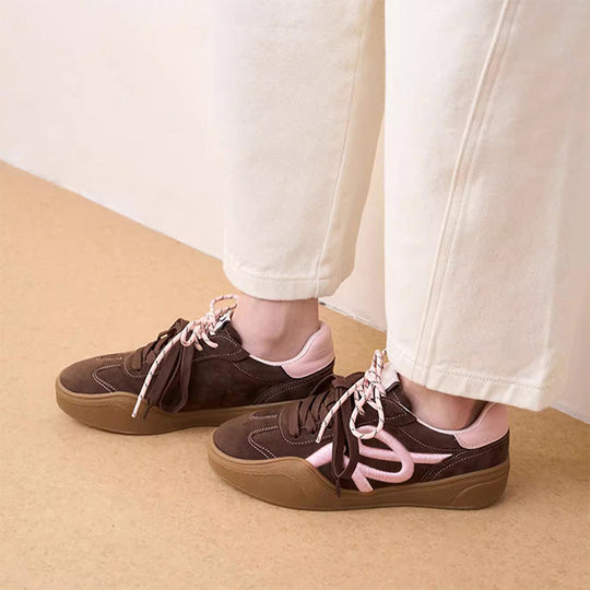 Damen modische Sneaker mit glänzenden Akzenten EB