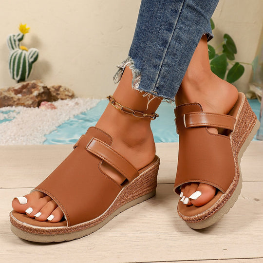 Damen Wedge-Pantoletten mit verstellbarem Riemen und ergonomischem Fußbett EB