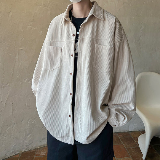 Herren nan oversized Kordhemdjacke mit aufgesetzten Brusttaschen, abgerundetem Saum und lockerer Silhouette EB