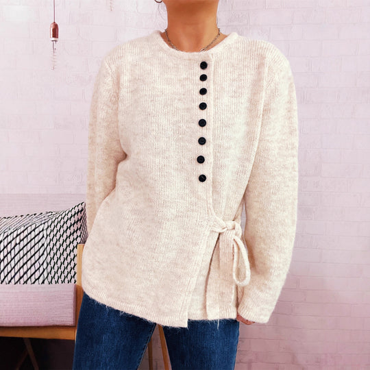 Damen Kuschelige Strickjacke mit elegantem Bindegürtel und modernen Knopfdetails EB