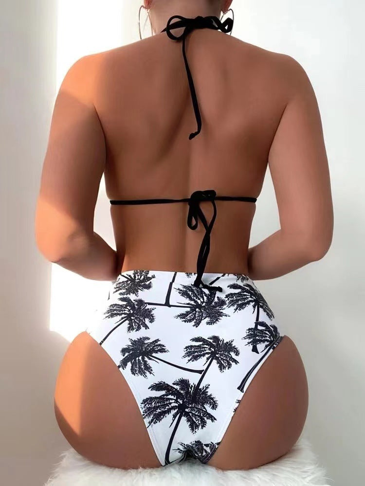 Damen Triangel-Bikini mit raffinierten Cut-Outs EB