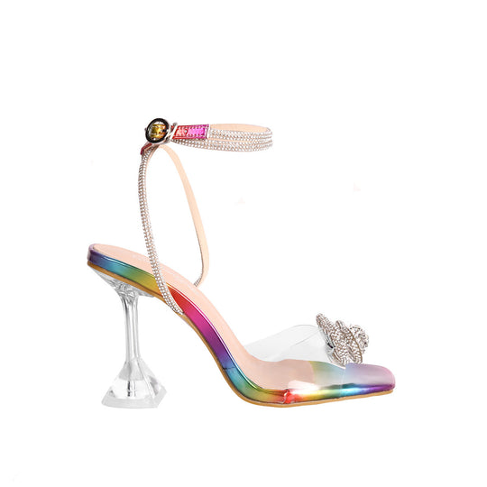 Damen Sandaletten mit transparentem Design und funkelndem Schmuckdetail EB