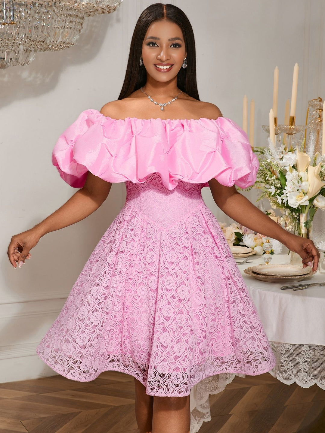 Damen A-Linien Kleid mit floralen Spitzenapplikationen und voluminösen Puffärmeln EB