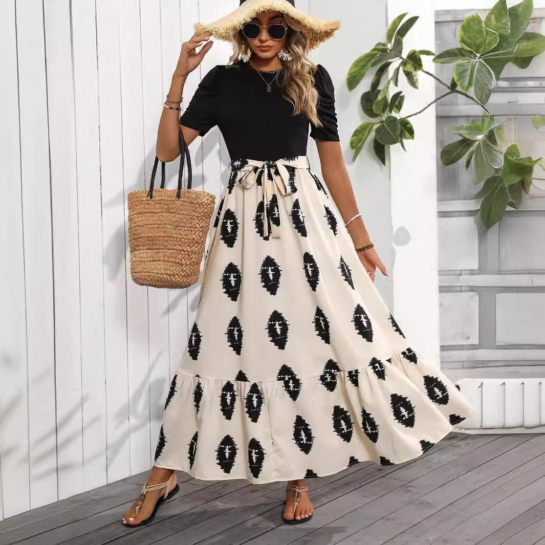 Damen Maxikleid mit voluminösem Rock und tailliertem Oberteil EB