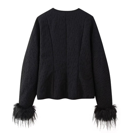 Damen modische Steppjacke mit raffiniertem Bindegürtel und eleganten Fuchsfell-Ärmeln EB