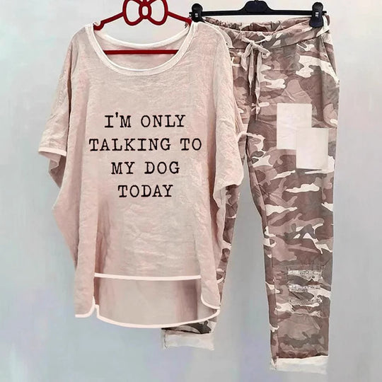 Damen nan weites Freizeit-Set mit Spruchaufdruck, weit geschnittenem Langshirt und Camouflage-Jogginghose EB