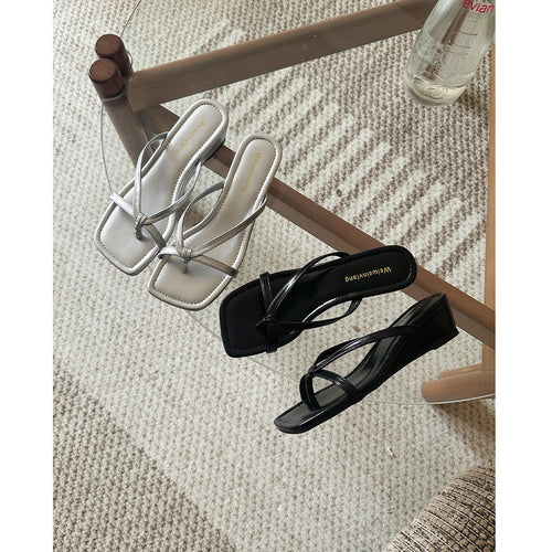 Damen Wedge-Sandalen mit elegantem Kreuzriemen-Design EB
