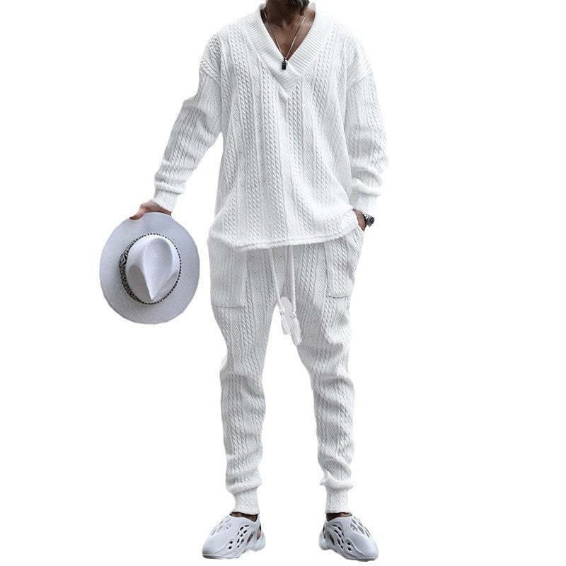 Herren nan gestricktes Lounge-Set mit tiefem V‑Ausschnitt, Kordelzug-Jogginghose und Rippbündchen EB