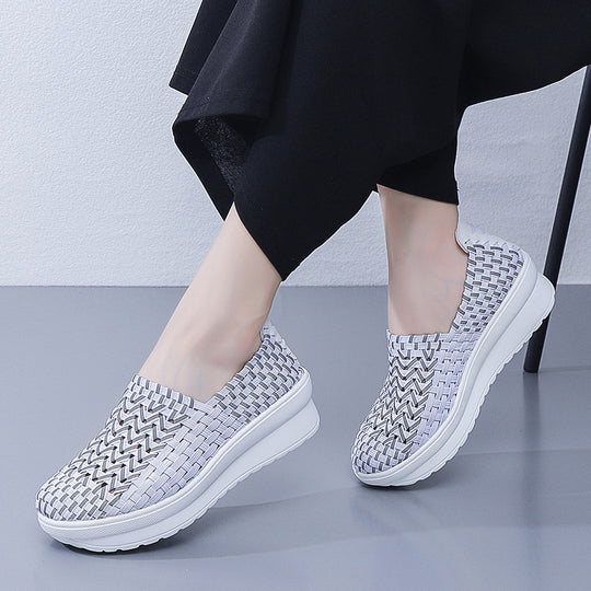 Damen Komfortable Slip-On Sneakers mit atmungsaktivem Obermaterial und dämpfender Sohle EB