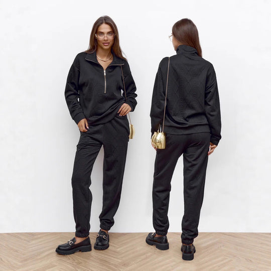Damen Zopfstrick-Lounge-Set mit halbem Reißverschluss und hochtaillierter Jogginghose Eichborn Berlin