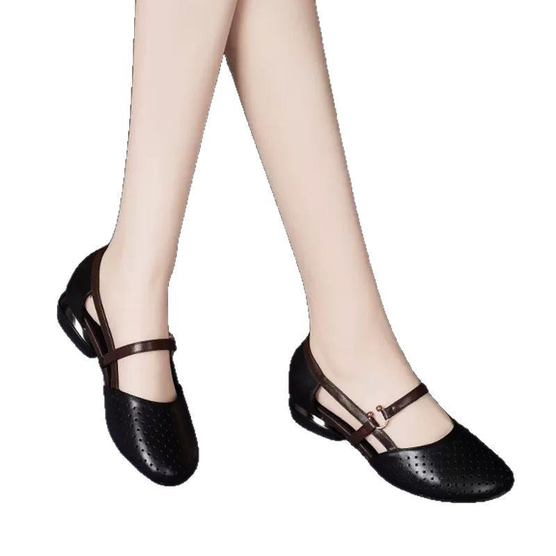 Damen Ballerinas mit luftigen Perforationen und eleganter Doppelriemenführung EB