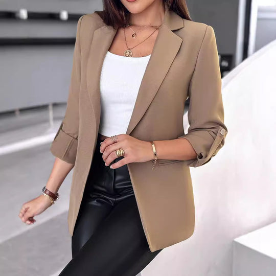Damen Eleganter Blazer mit modischem Schnitt und praktischen Details EB