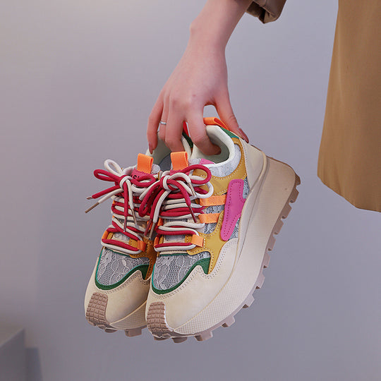 Damen trendige Sneakers mit einzigartigem Design und ergonomischer Dämpfung EB